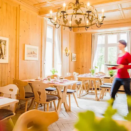 Gasthof Lindenbuck Отель *